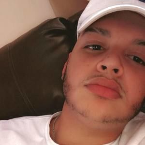 Meet your Posher, Raymond